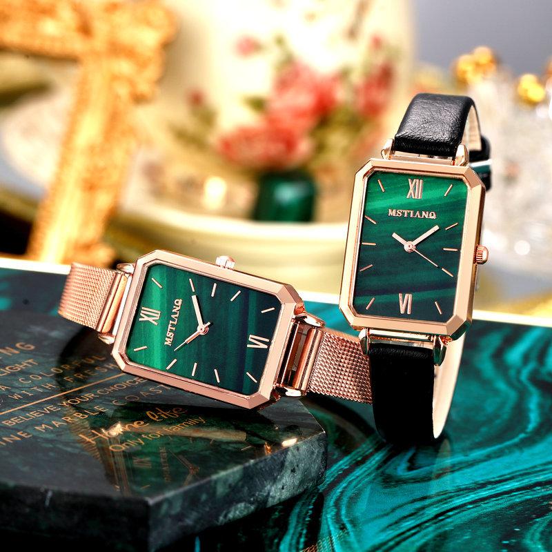 Wristwatches UTHAI BK19 Light Luxury Ladies Watch Retro Quartz Malachite Green Disc Style Showing Fashion And Beauty, White
Wristwatches UTHAI BK19 Light Luxury Ladies Watch Retro Quartz Malachite Green Disc Style Showing Fashion And Beauty, White