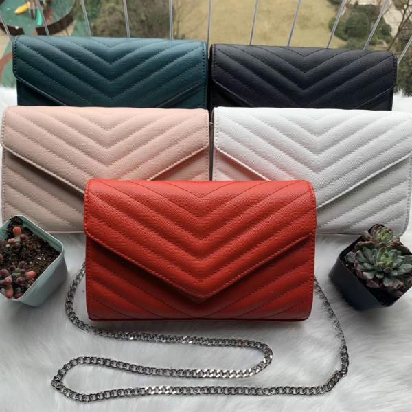 YSL women bags sheepskin caviar metal chain gold silver bags pu Leather bag Flip cover diagonal Messenger Bags
YSL women bags sheepskin caviar metal chain gold silver bags pu Leather bag Flip cover diagonal Messenger Bags