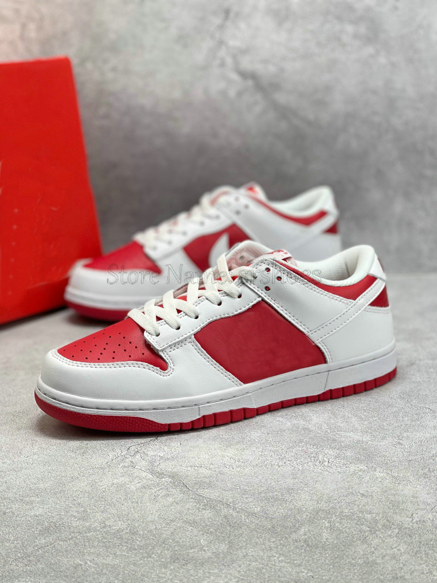 Dunks Low Retro White University Red Casual Shoes Women Mens Designer Chunky Dunky Skateboard Shoe Trainer SB Sports Sneakers, Customize
Dunks Low Retro White University Red Casual Shoes Women Mens Designer Chunky Dunky Skateboard Shoe Trainer SB Sports Sneakers, Customize
