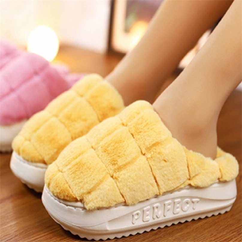 Women Slippers Thick Bottom Winter Warm Plush Indoor Home Shoes Fashion Furry Platform High Heels Ladies Slipper Non-slip 211110, Pk 7085
Women Slippers Thick Bottom Winter Warm Plush Indoor Home Shoes Fashion Furry Platform High Heels Ladies Slipper Non-slip 211110, Pk 7085