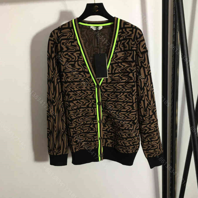 2021ss designer clothes women sweater jacket shirt double F brand top quality sweater coat wool knit V-neck ffen logo winter jacket super warm womens casual hoodies
2021ss designer clothes women sweater jacket shirt double F brand top quality sweater coat wool knit V-neck ffen logo winter jacket super warm womens casual hoodies