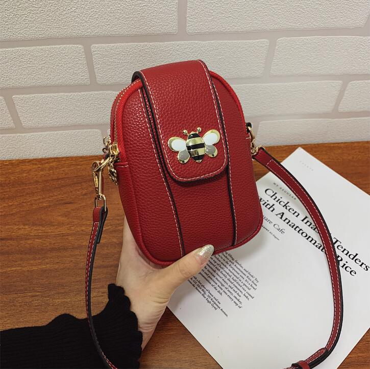 wholesale brand women shoulder bag street fashions leather handbag personality mini fashion mobile phone bags high quality Thread Butterfly Pearl storage wallet, Beige(boutique box)
wholesale brand women shoulder bag street fashions leather handbag personality mini fashion mobile phone bags high quality Thread Butterfly Pearl storage wallet, Beige(boutique box)