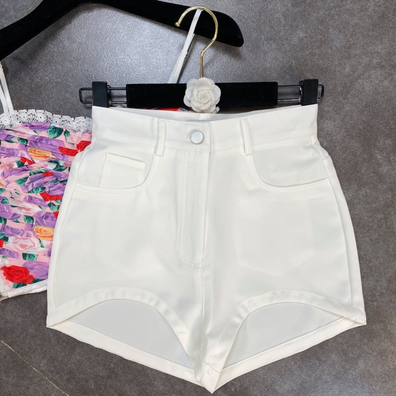 Spring Summer Fashion Casual Half Round Edge Short Front And Long Thin Back Legs Shorts Women SJ976 210525, White
Spring Summer Fashion Casual Half Round Edge Short Front And Long Thin Back Legs Shorts Women SJ976 210525, White