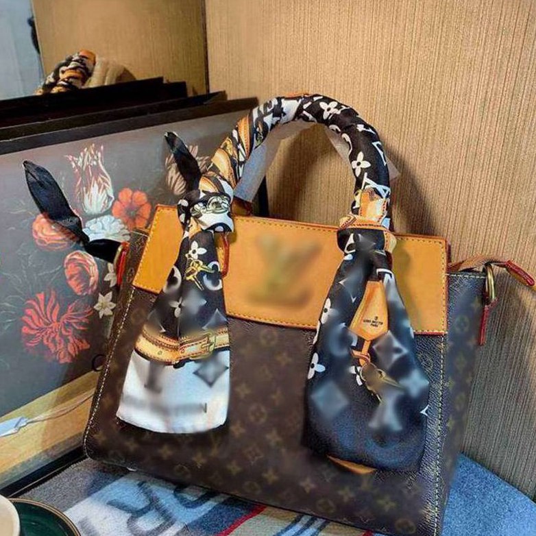 Top Luxury Leather Shoulder Bags Handbag High Quality Brand Handbags Wallet Women Crossbody Bag Fashion Vintage -L0615
Top Luxury Leather Shoulder Bags Handbag High Quality Brand Handbags Wallet Women Crossbody Bag Fashion Vintage -L0615