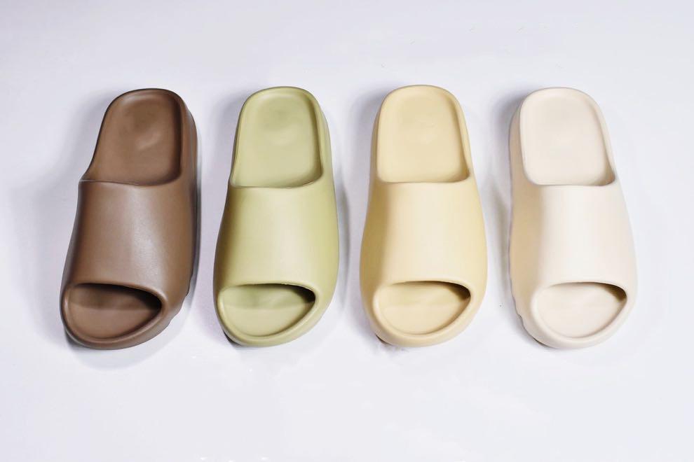 sale taller foam Kanye Slippers triple black slide Trainers total resin desert sand fashion designer casual sandals shoes
sale taller foam Kanye Slippers triple black slide Trainers total resin desert sand fashion designer casual sandals shoes