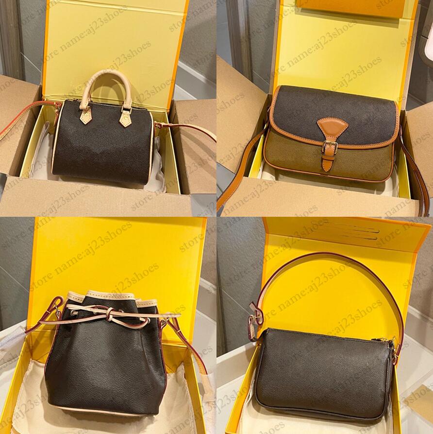 Monograms Luxurys designers Bags Speedy Nano Tote Vivian crossbody Soft Trunk Clutch Felicie Pochette Shoulder Bag Versatility Wallet Noe Purse Mini Bag, 01
Monograms Luxurys designers Bags Speedy Nano Tote Vivian crossbody Soft Trunk Clutch Felicie Pochette Shoulder Bag Versatility Wallet Noe Purse Mini Bag, 01