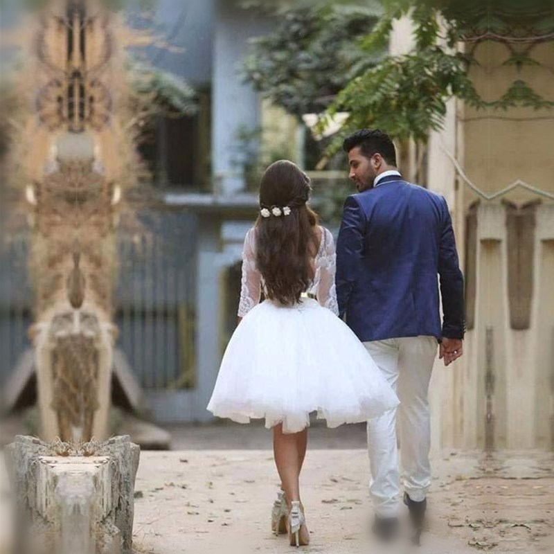 Sexy Two Pieces Wedding Dress Knee Length With Detachable Train Sheer Long Sleeves Bridal Gowns Lace Tulle Short Party Dresses