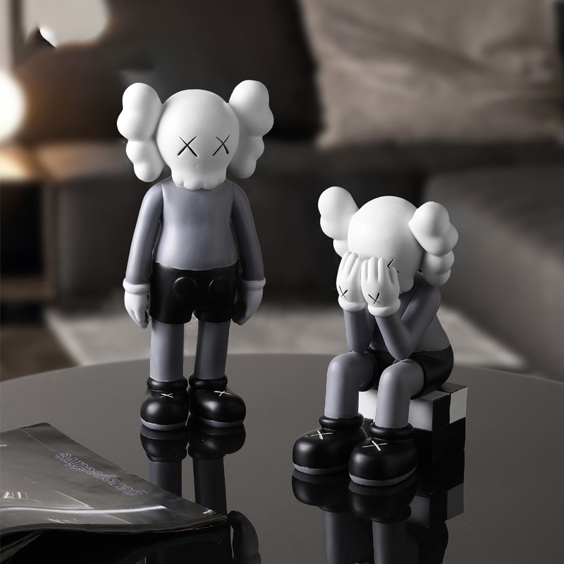 Nordic Light luxury violence bear doll creative art living TV cabinet porch room desktop decoration, Black and white - standing - trumpet
Nordic Light luxury violence bear doll creative art living TV cabinet porch room desktop decoration, Black and white - standing - trumpet