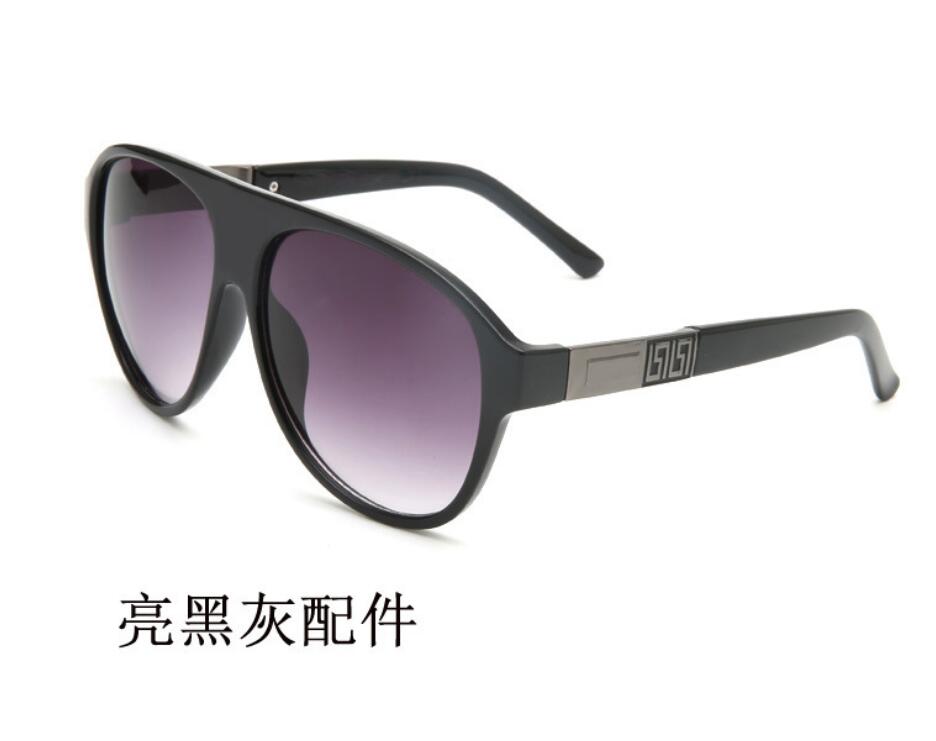 Luxury Desinger Square Sunglasses with Stamp UV400 Full Frame Sunglasses for Women Men Fashion Accessories High Quality F610, Silver
Luxury Desinger Square Sunglasses with Stamp UV400 Full Frame Sunglasses for Women Men Fashion Accessories High Quality F610, Silver