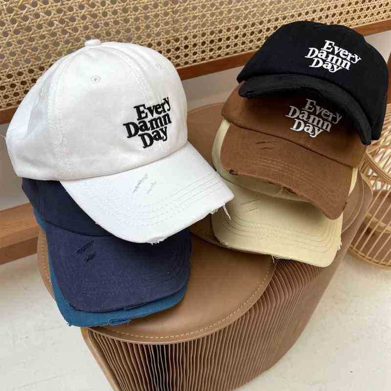 Korean hip hop female baseball cap, Cyan 
Korean hip hop female baseball cap, Cyan