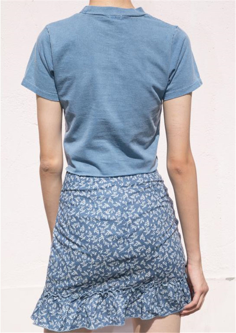 Women Embroidery Letters Washed Crop Tee with Raw Hem Short Sleeve Cotton Crop T-shirt In Blue 210306