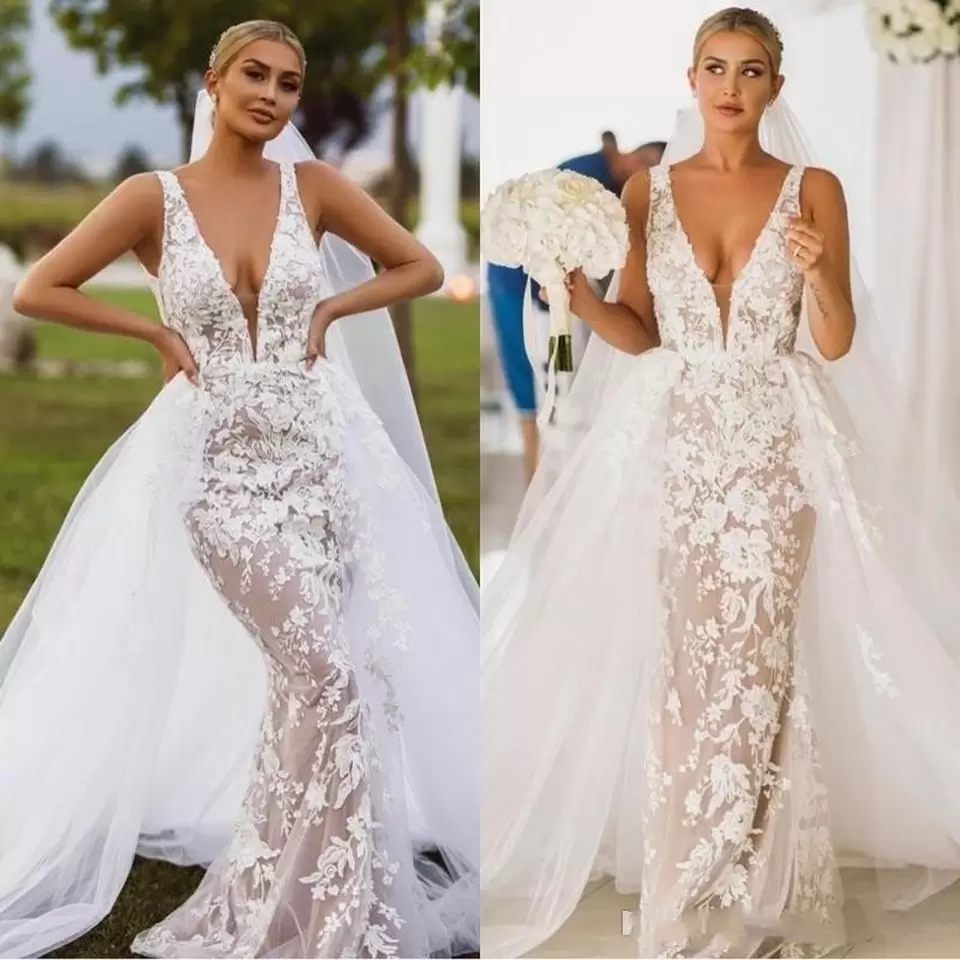 Gorgeous Wedding Dresses Mermaid Bridal Gown With Overskirt Plunging Neck Lace Applique Beaded Sweep Train Custom Made Tulle V De Novia Estido