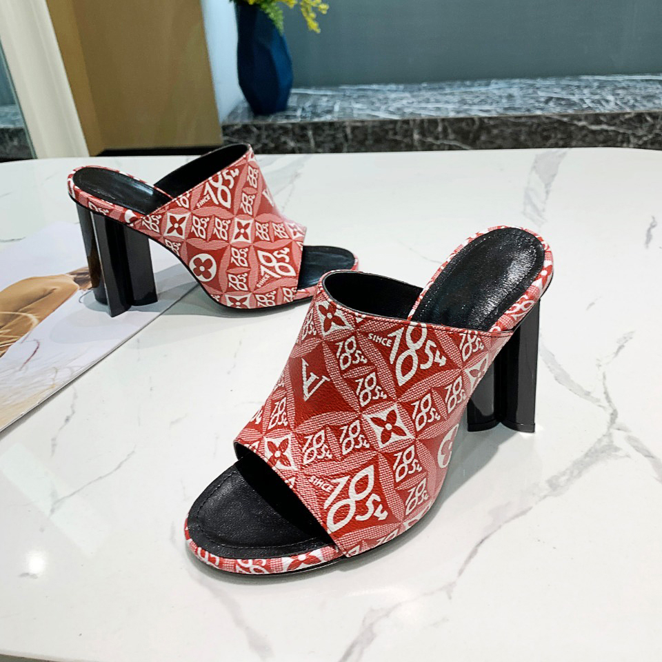 women sneaker casual shoes low italy brand walking sports trainers drop available size 35-41 oo, Red;white
women sneaker casual shoes low italy brand walking sports trainers drop available size 35-41 oo, Red;white