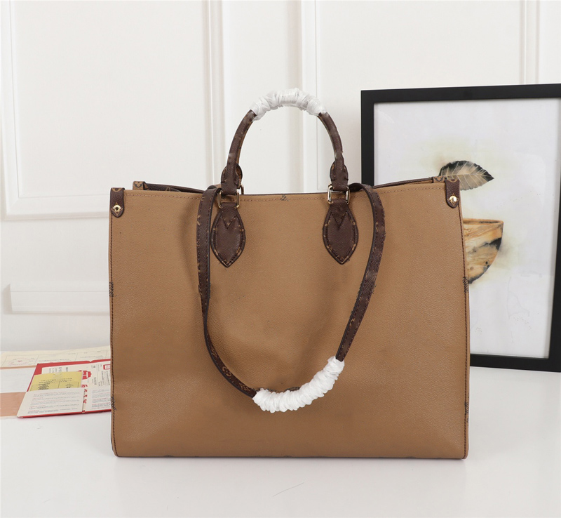 Fashion 2021 Luxury Designer Bags Leather Bag Women Handbags + Wallet Shoulder Bag Messenger Bag Crossbody Tote Pruse Tassel bags
Fashion 2021 Luxury Designer Bags Leather Bag Women Handbags + Wallet Shoulder Bag Messenger Bag Crossbody Tote Pruse Tassel bags