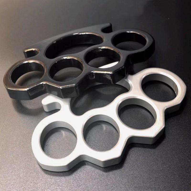 DHL Ship,Hot Silver Black Gold Thin Steel Brass Knuckle Dusters Self Defense Personal Security Women's and Men's self-defense Pendant FY433
DHL Ship,Hot Silver Black Gold Thin Steel Brass Knuckle Dusters Self Defense Personal Security Women's and Men's self-defense Pendant FY433