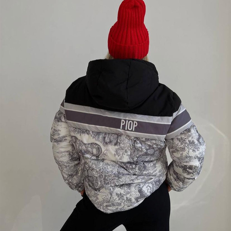 Designers Print Womens Down Coats Jackets Long Sleeve Hooded Coat Fashion Brand Streetwear Can Worn Both Sides
Designers Print Womens Down Coats Jackets Long Sleeve Hooded Coat Fashion Brand Streetwear Can Worn Both Sides