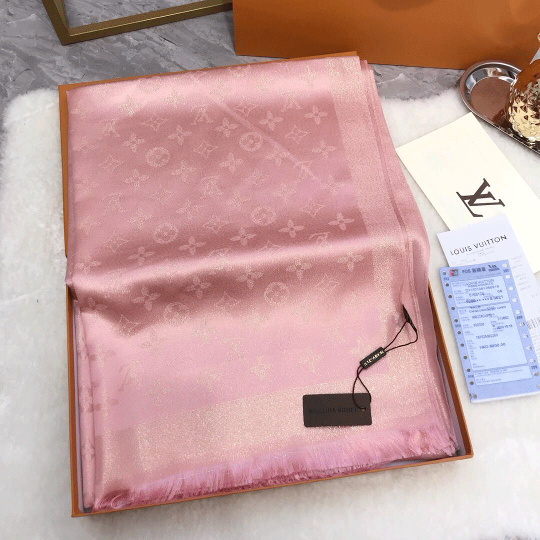 5 Colors Silk Scarf Fashion for Women Shawl Scarf Letter Scarves Size 180x70cm High Quality
5 Colors Silk Scarf Fashion for Women Shawl Scarf Letter Scarves Size 180x70cm High Quality