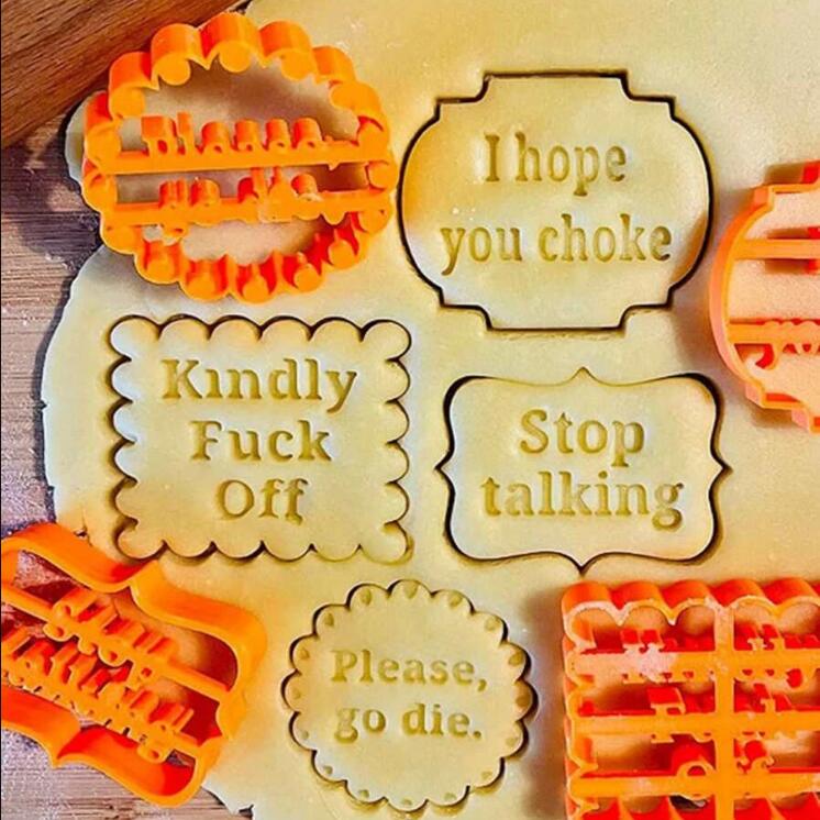 4 pieces biscuit mold set halloween baking mould fondant cookies cutter baking set for halloween party dinner decorating tool
4 pieces biscuit mold set halloween baking mould fondant cookies cutter baking set for halloween party dinner decorating tool