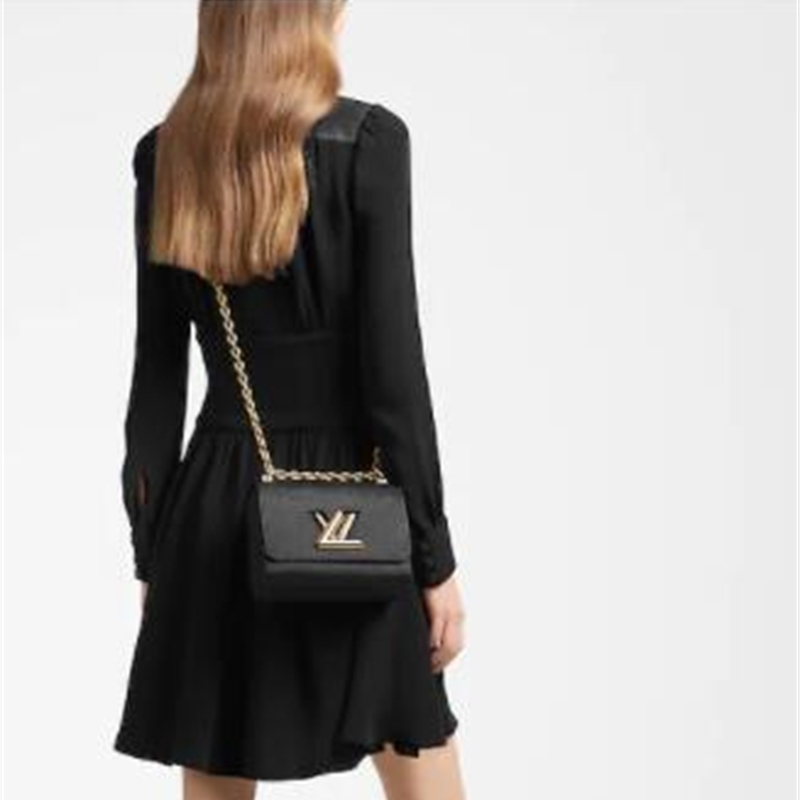 m55224 twist small handbag 1 women handbags bags handles shoulder bags totes evening cross body bag 1x7x, Black;red
m55224 twist small handbag 1 women handbags bags handles shoulder bags totes evening cross body bag 1x7x, Black;red