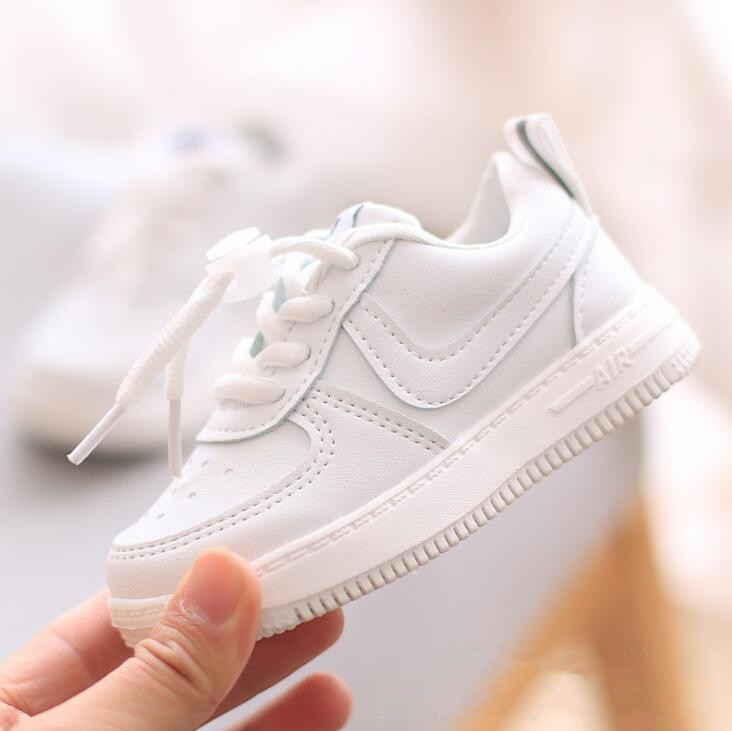 Children's sneakers designer kids shoes boys girls leisure sports flat-bottomed child baby spring and autumn, Gray
Children's sneakers designer kids shoes boys girls leisure sports flat-bottomed child baby spring and autumn, Gray