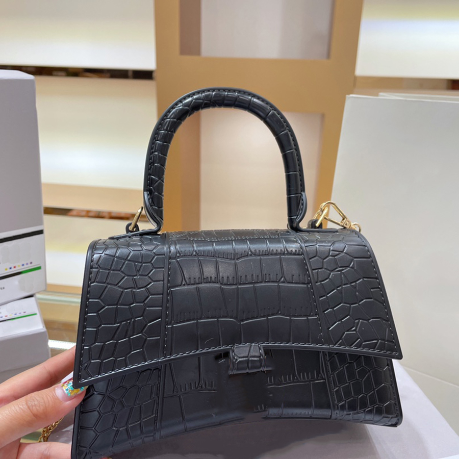 Designer Totes Luxury Handbag Genuine Leather Fashion Alligator Wallet Canvas Multi color Woven Designers Unisex Luxurys Large Capacity 08, Dustbag
Designer Totes Luxury Handbag Genuine Leather Fashion Alligator Wallet Canvas Multi color Woven Designers Unisex Luxurys Large Capacity 08, Dustbag