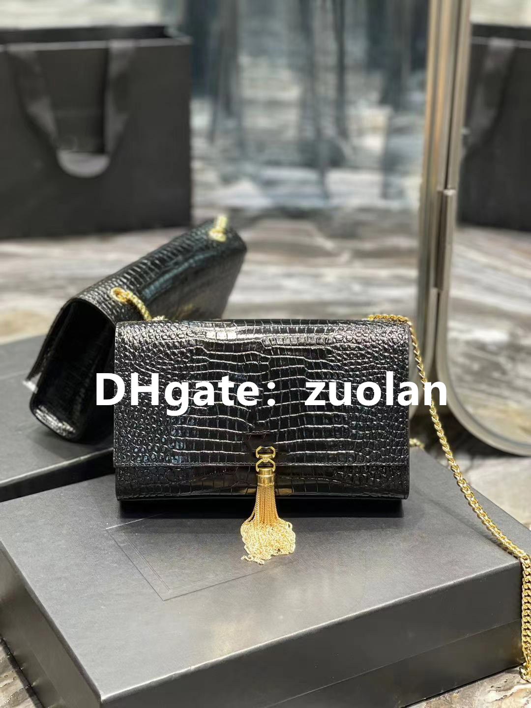 kate 24cm top Quality bag,Women handbags,Classic Fashion female bag,Medium capacity chain bags,Caviar, crocodile pattern Genuine Leathe shoulder bag Cross Body, Gift bags
kate 24cm top Quality bag,Women handbags,Classic Fashion female bag,Medium capacity chain bags,Caviar, crocodile pattern Genuine Leathe shoulder bag Cross Body, Gift bags