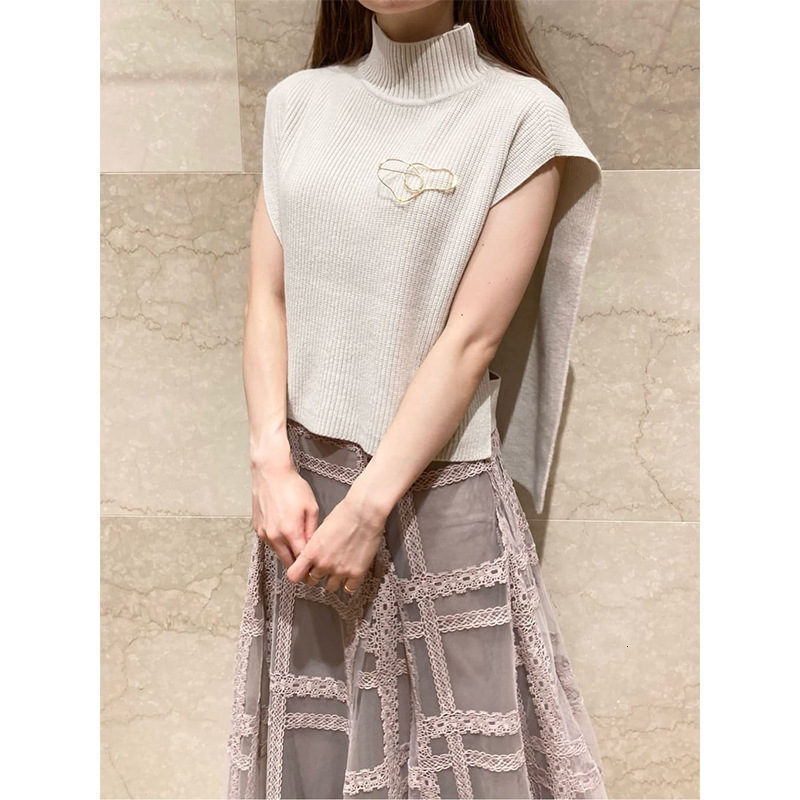 women's sweaters kuzuwata autumn solid japanese nightgown high lateral slit neck without sleeves pin mesh sweater sweet jumper w3a6, White;black
women's sweaters kuzuwata autumn solid japanese nightgown high lateral slit neck without sleeves pin mesh sweater sweet jumper w3a6, White;black
