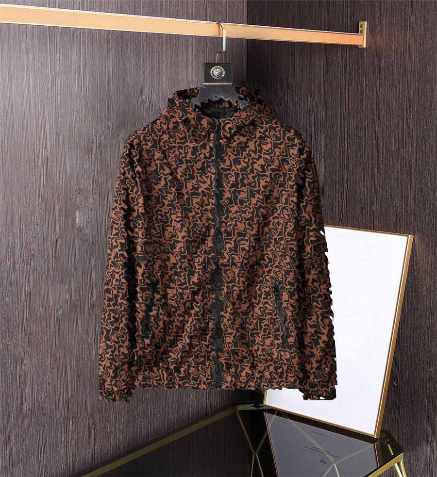 2021 Men's Designer Jacket Spring and Autumn Jacket Windbreaker Hoodie Zipper Casual Hooded Jacket Outerwear Outdoor Sports Asian Size Men's Clothing
2021 Men's Designer Jacket Spring and Autumn Jacket Windbreaker Hoodie Zipper Casual Hooded Jacket Outerwear Outdoor Sports Asian Size Men's Clothing
