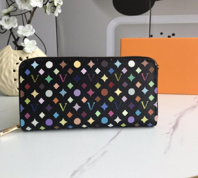 2022 Fashion flowers designer wallets luxurys Men Women leather bags High Quality Classic Letters Key coin Purse Original Box Plaid card holder 60017-B, 3 only box
2022 Fashion flowers designer wallets luxurys Men Women leather bags High Quality Classic Letters Key coin Purse Original Box Plaid card holder 60017-B, 3 only box