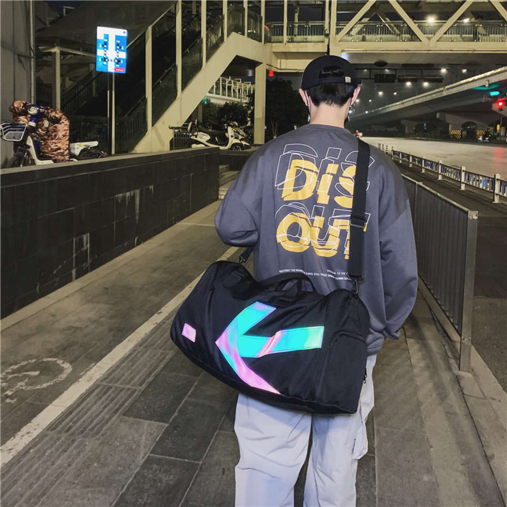 Bags Short distance travel bag large capacity hand-held dry wet separation women's and men's swimming fitness, White
Bags Short distance travel bag large capacity hand-held dry wet separation women's and men's swimming fitness, White