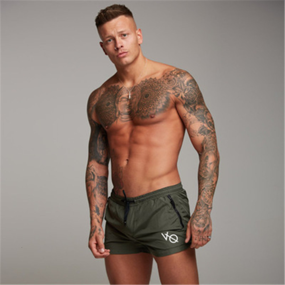 Quick-drying Sports Men's Breathable Training Fitness Shorts Four Seasons Sweat-absorbing Casual Outdoor Three-point Pant