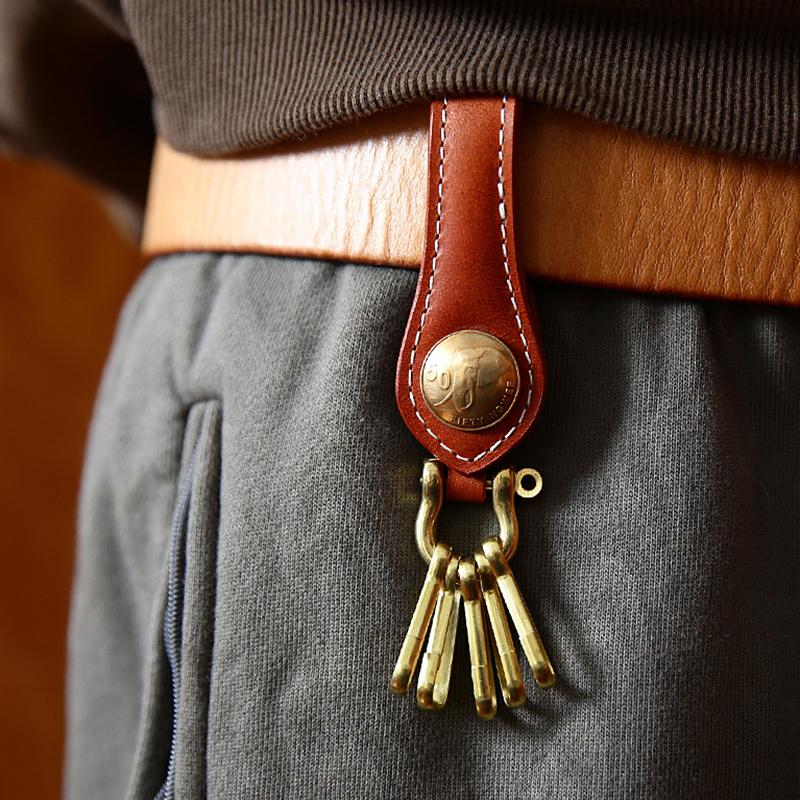 Keychains Genuine Leather Belt Key Chain Luxury Handmade Vegetable Tanned First Layer Cowhide Keychain Waist Hanging Holder Vintage Gift
Keychains Genuine Leather Belt Key Chain Luxury Handmade Vegetable Tanned First Layer Cowhide Keychain Waist Hanging Holder Vintage Gift