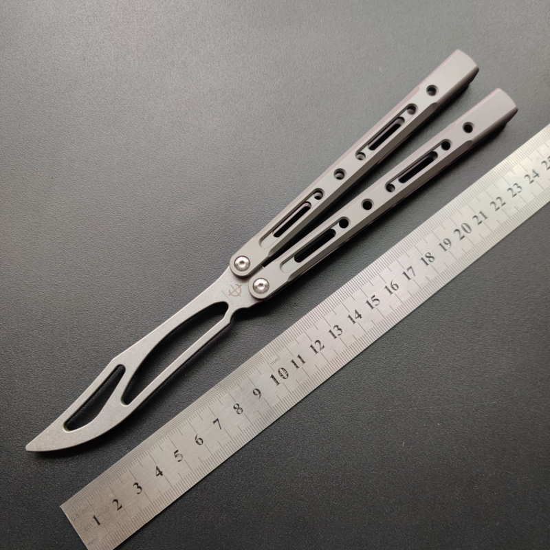 Butterfly JK orca traing trainer Knife Channel Titanium Handle D2 Blade ball bearing System Jilt Knife Hunting EDC Knife
Butterfly JK orca traing trainer Knife Channel Titanium Handle D2 Blade ball bearing System Jilt Knife Hunting EDC Knife