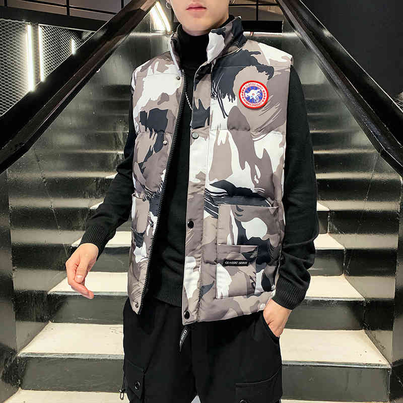 Down vest2021 autumn new Majia 's fashion vest 's stand collar waistcoat down cotton coat men, Fly-0908 grey camouflage
Down vest2021 autumn new Majia 's fashion vest 's stand collar waistcoat down cotton coat men, Fly-0908 grey camouflage
