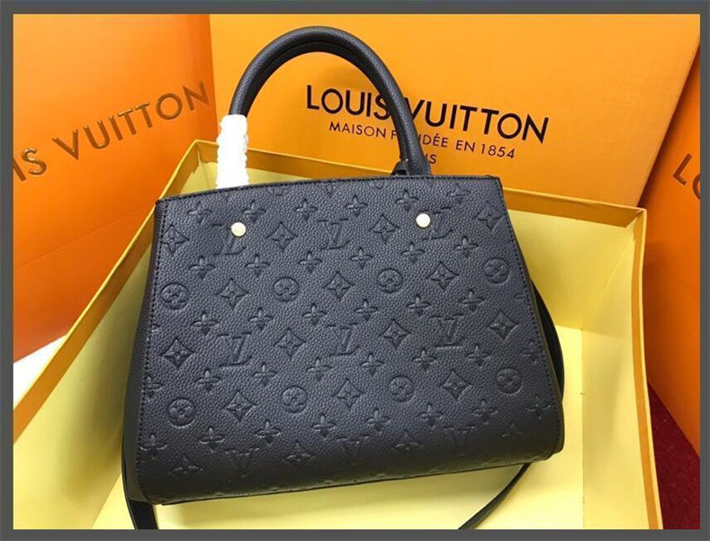 LVLOUISVITTON VUTTON Designer Luxury Satchel Messenger Handbag Leather Strim Handles with Shoulder Strap Crossbody Bag French bag N41056, Black flower
LVLOUISVITTON VUTTON Designer Luxury Satchel Messenger Handbag Leather Strim Handles with Shoulder Strap Crossbody Bag French bag N41056, Black flower