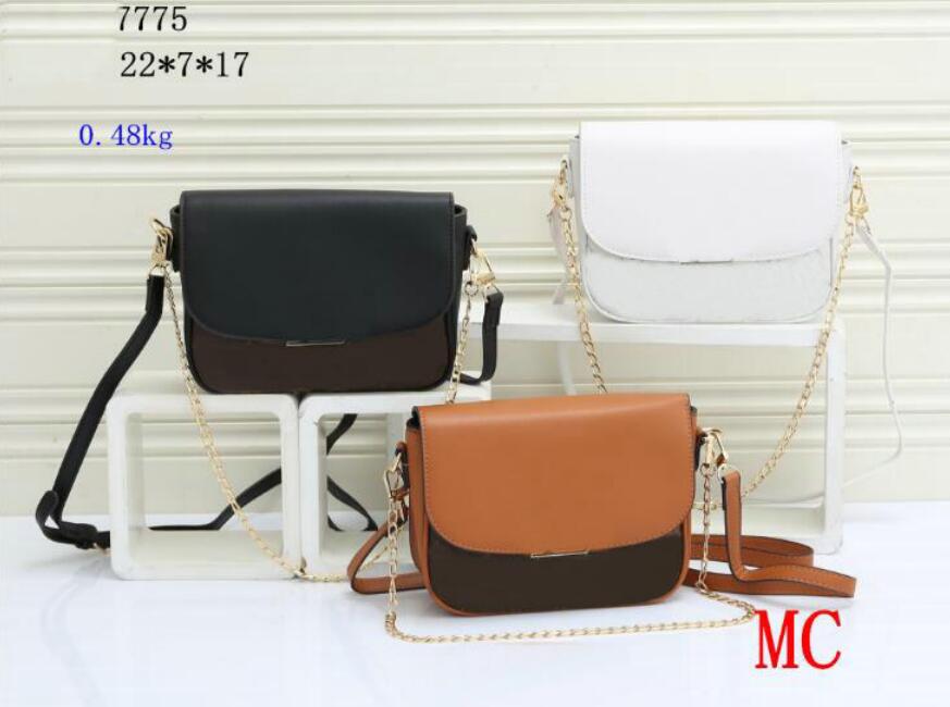 Women designer shoulder bags chain crossbody bag fashion quilted heart leather handbags female famous designer purse bag 22CM, Black
Women designer shoulder bags chain crossbody bag fashion quilted heart leather handbags female famous designer purse bag 22CM, Black