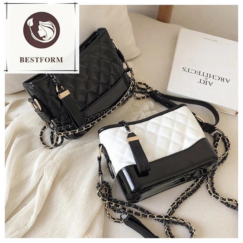 Messenger bag female 2021 new one-shoulder wandering bag all-match classic diamond check color matching chain
Messenger bag female 2021 new one-shoulder wandering bag all-match classic diamond check color matching chain