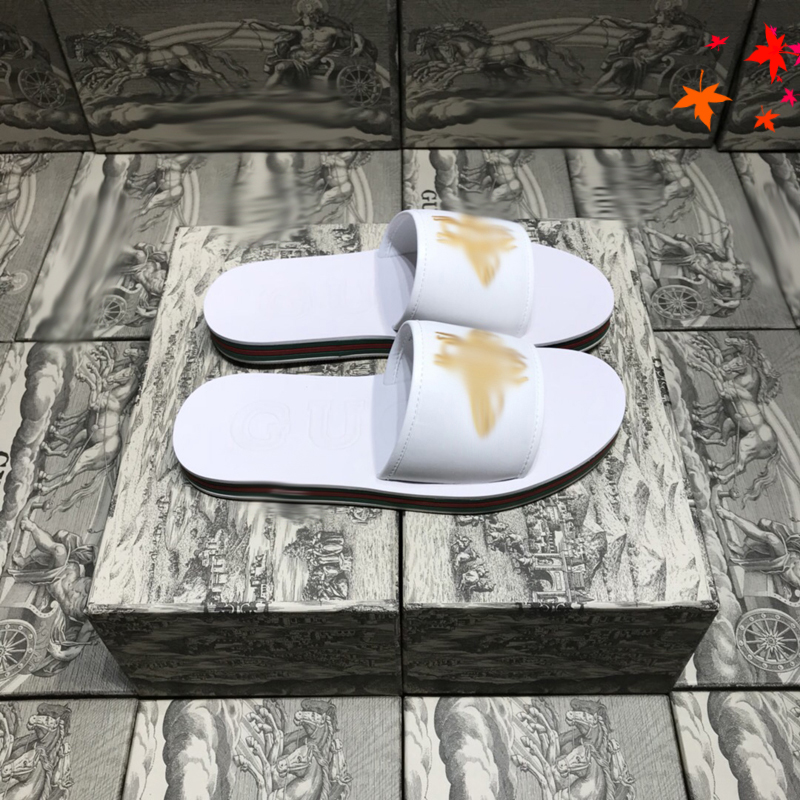 2021 Slipper Designer Slide Summer sandals Fashion Men Beach Indoor Flat Flip Flops Leather luxurys Shoes mens Slippers with box Size 39-45 -H213, White
2021 Slipper Designer Slide Summer sandals Fashion Men Beach Indoor Flat Flip Flops Leather luxurys Shoes mens Slippers with box Size 39-45 -H213, White