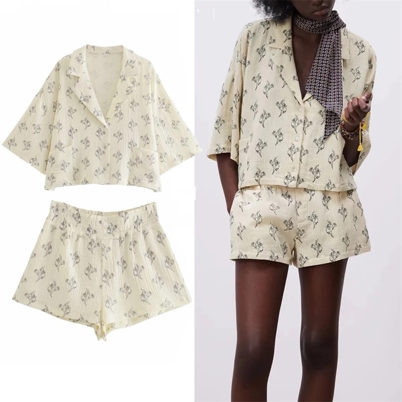 Za Summer White Print Shorts Women Casual Loose High Wasisted Vintage Vacation Elastic Waistband Woman Short Suits 210719
Za Summer White Print Shorts Women Casual Loose High Wasisted Vintage Vacation Elastic Waistband Woman Short Suits 210719