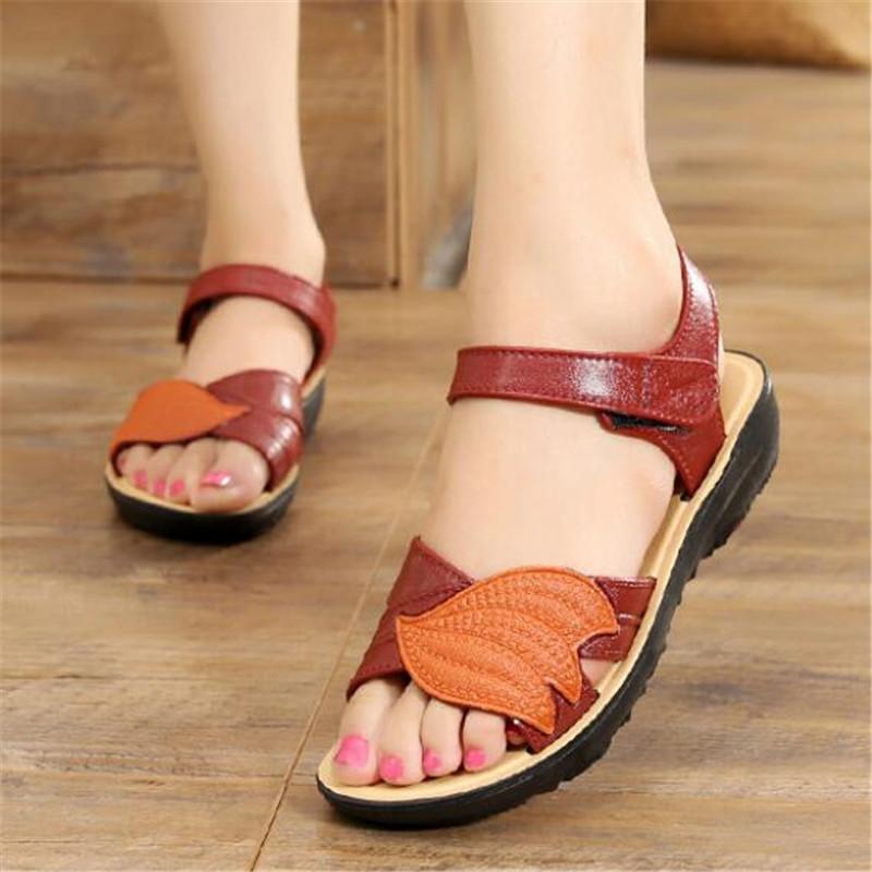 Women's Sandals Slippers Women's Shoes Summer New Mother Sandals flat Bottom Middle-aged Non-slip Soft Bottom Footwear, Black
Women's Sandals Slippers Women's Shoes Summer New Mother Sandals flat Bottom Middle-aged Non-slip Soft Bottom Footwear, Black