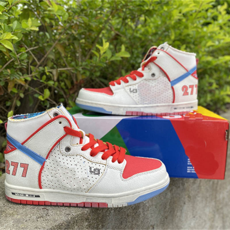 Ishod Dunks High Pro Wair x Magnus Walker Running Shoes Joint Design Women Sneakers Men Sport Trainers With Box
Ishod Dunks High Pro Wair x Magnus Walker Running Shoes Joint Design Women Sneakers Men Sport Trainers With Box