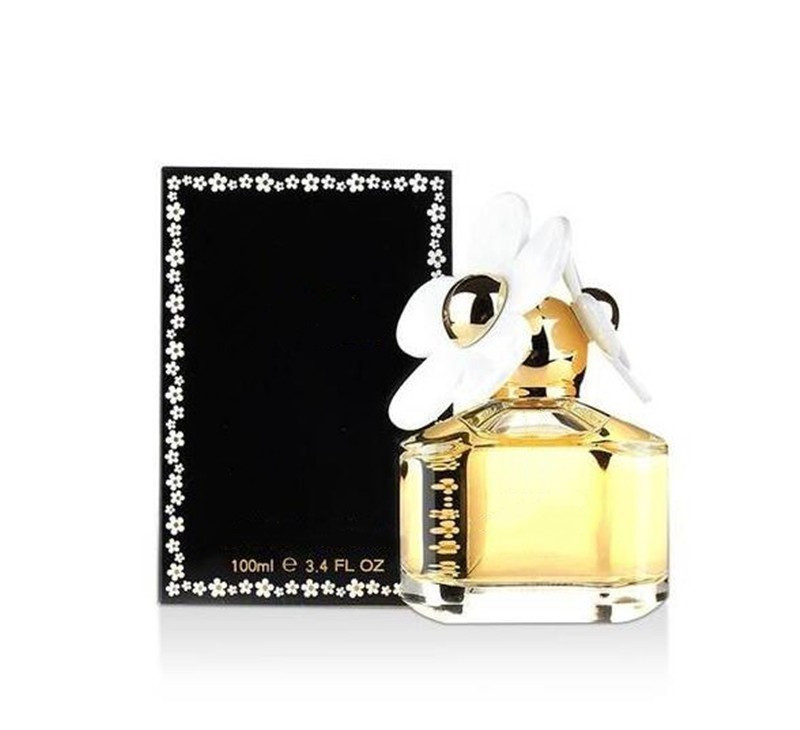 Luxury Design Best selling nice Smell yellow perfume fresh Attractive fragrance high quality long lasting time deodorant free shipping
Luxury Design Best selling nice Smell yellow perfume fresh Attractive fragrance high quality long lasting time deodorant free shipping