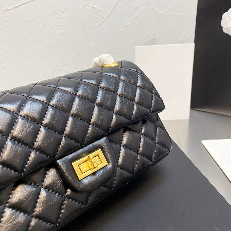 Designer Women CF 2.55 Crossbody Bag Paris Brand Classic Cowhide Elephant Pattern Shoulder Handbags Genuine Leather Diamond Lattice Handbag
Designer Women CF 2.55 Crossbody Bag Paris Brand Classic Cowhide Elephant Pattern Shoulder Handbags Genuine Leather Diamond Lattice Handbag