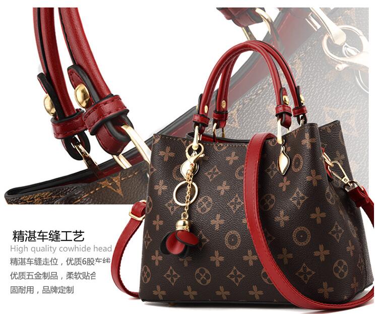 2021 Female Tote Bags Designers Luxury Handbags Printed Bucket simple women Famous Brand Shoulder Bag Ladies Bolsos Gold
2021 Female Tote Bags Designers Luxury Handbags Printed Bucket simple women Famous Brand Shoulder Bag Ladies Bolsos Gold