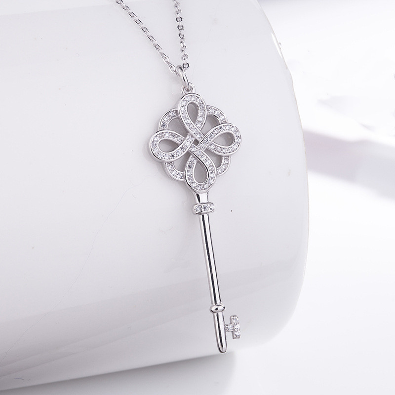 necklace Chinese Knot Sier Plated temperament sweater chain inlaid with diamond key modeling pendant clavicle luxury niche