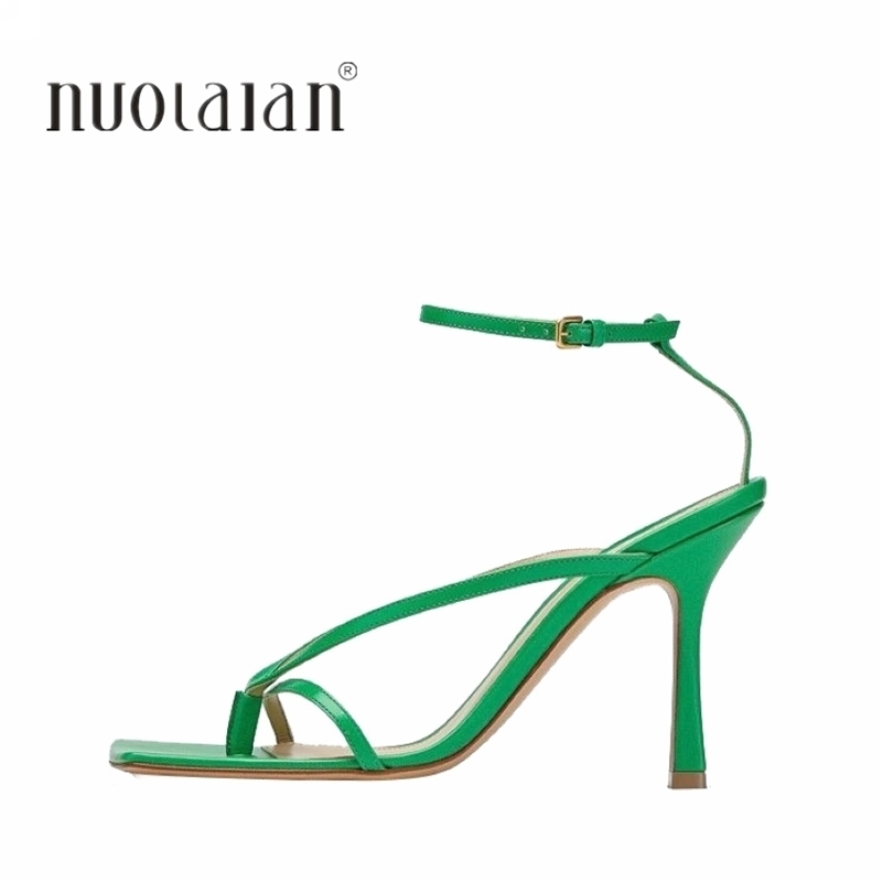 2021 Ankle Strap Women Sandals Summer Fashion Brand Thin High Heels Gladiator Sandal Shoes Narrow Band Party Dress Pump Shoes 210309, Black
2021 Ankle Strap Women Sandals Summer Fashion Brand Thin High Heels Gladiator Sandal Shoes Narrow Band Party Dress Pump Shoes 210309, Black