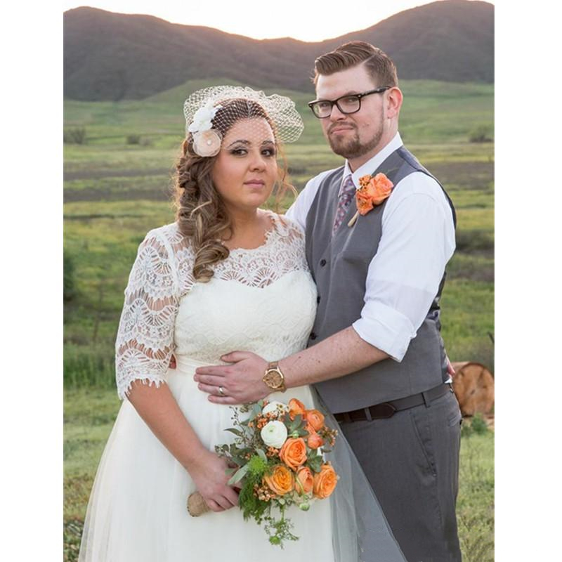 Plus Size A Line Wedding Dress White Tulle Lace Country Bridal Gowns Jewel Neck Half Sleeve Floor Length Bride Dresses US2 US26W, Hunter green
Plus Size A Line Wedding Dress White Tulle Lace Country Bridal Gowns Jewel Neck Half Sleeve Floor Length Bride Dresses US2 US26W, Hunter green