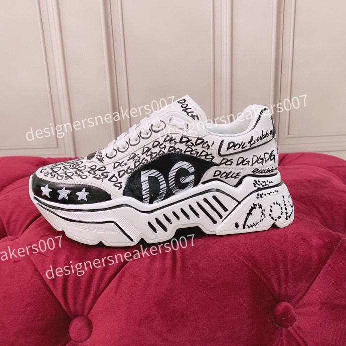 ladies graffiti boots white shoes 2022 Mens leather casual shoe flowers Platforms Print pattern fashion personality wild couple sneakers womens 35-45, 02
ladies graffiti boots white shoes 2022 Mens leather casual shoe flowers Platforms Print pattern fashion personality wild couple sneakers womens 35-45, 02
