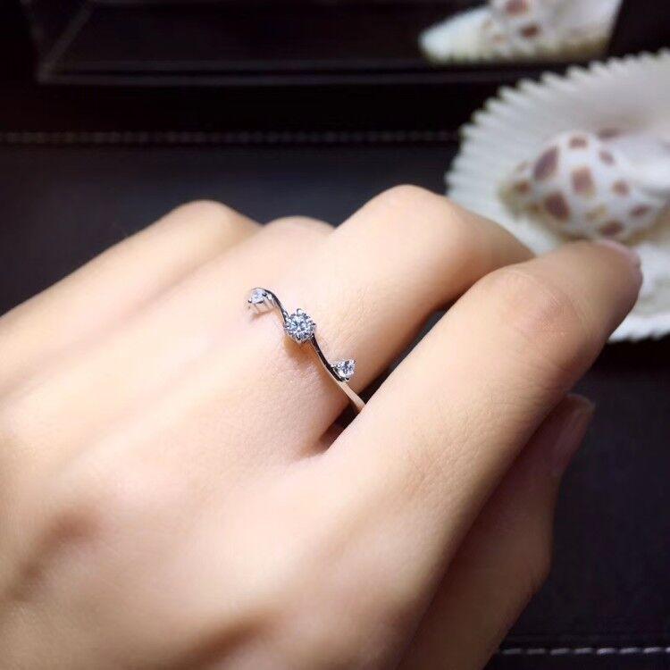 Cluster Rings MDINA Arrival 3mm D Color Moissanite Diamond Simple Ring For Women 925 Sterling Silver Fine Wedding Jewelry
Cluster Rings MDINA Arrival 3mm D Color Moissanite Diamond Simple Ring For Women 925 Sterling Silver Fine Wedding Jewelry