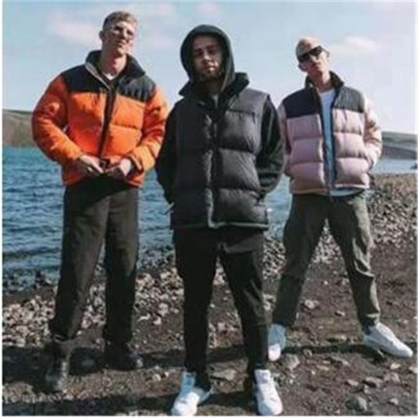 New Winter north Men' parkas cotton jacket men wonmen couple coat womens designer coats jackets winter Outerwear mens, Orange
New Winter north Men' parkas cotton jacket men wonmen couple coat womens designer coats jackets winter Outerwear mens, Orange